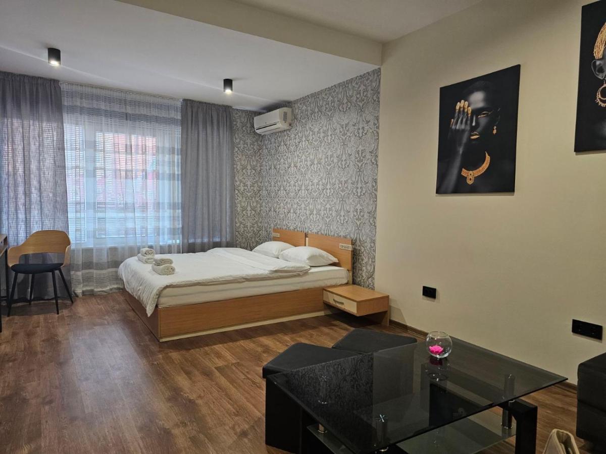 Studio Mirage Казанлък Екстериор снимка
